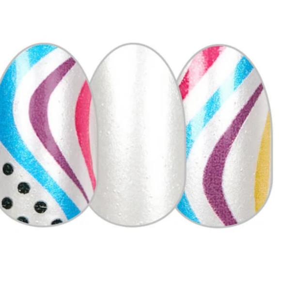 Color Street - Picture 3 of 4